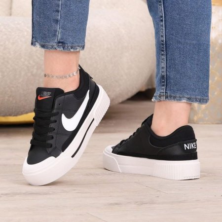 بوت NIKE